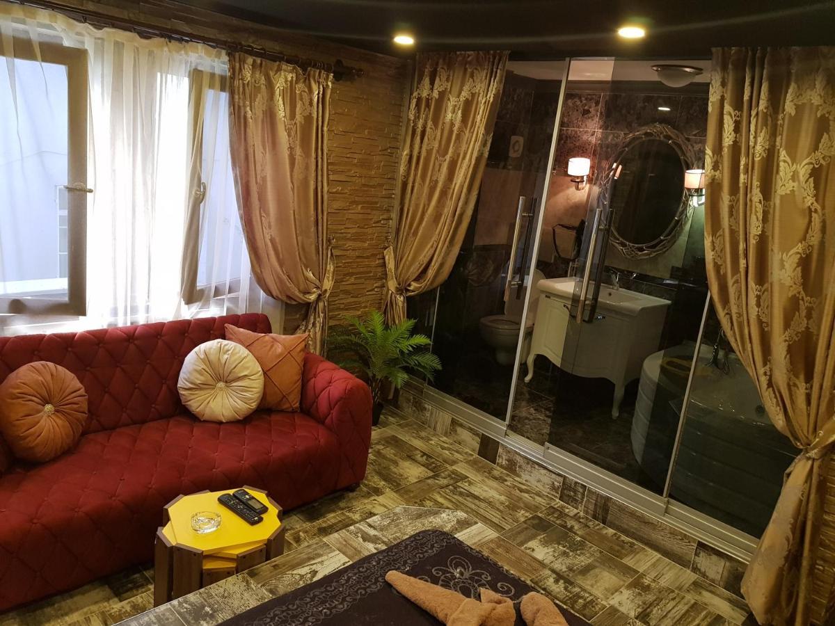 Capsule hotel Elegant House Apart Otel