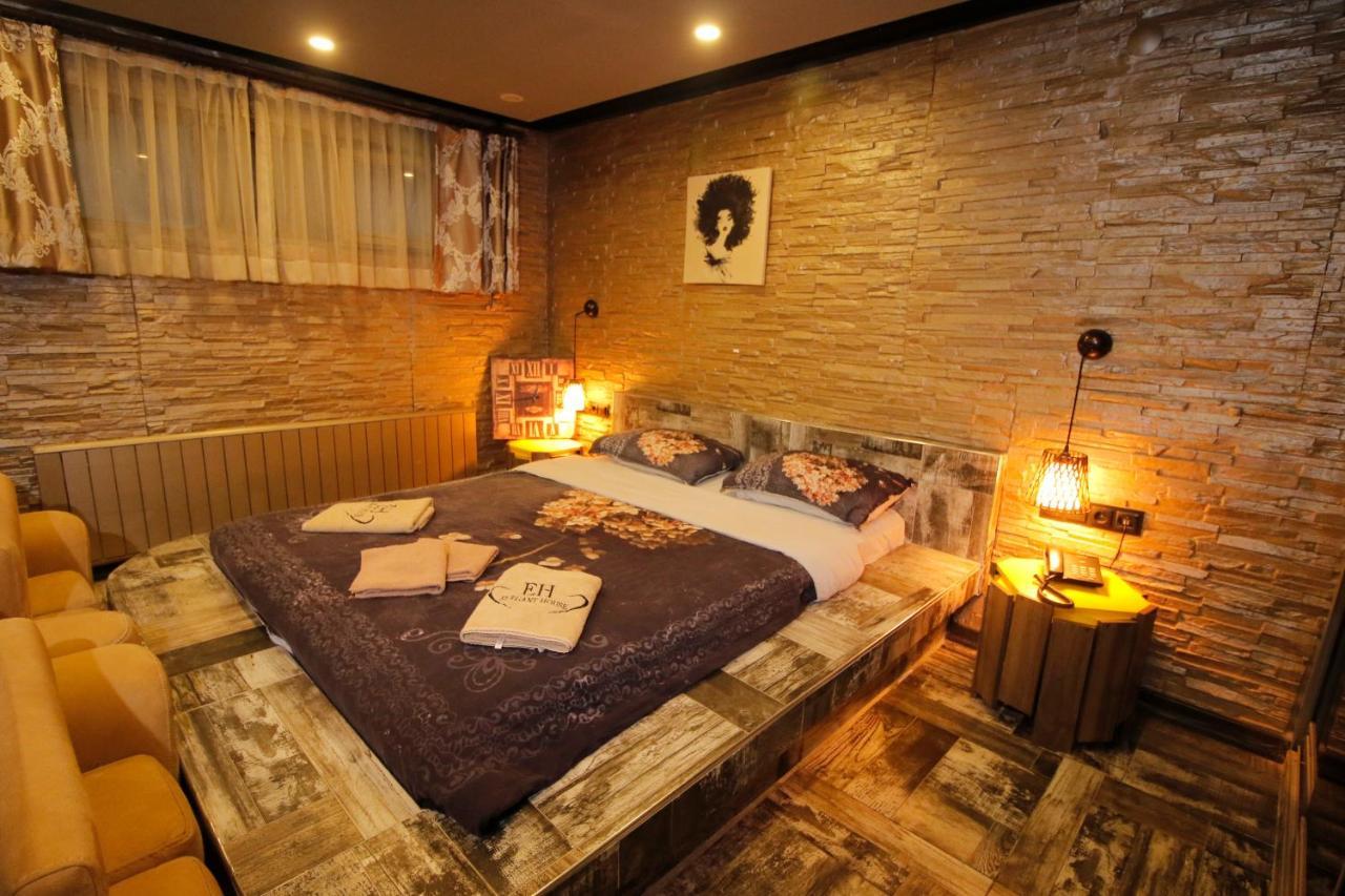 Elegant House Apart Otel Capsule hotel *