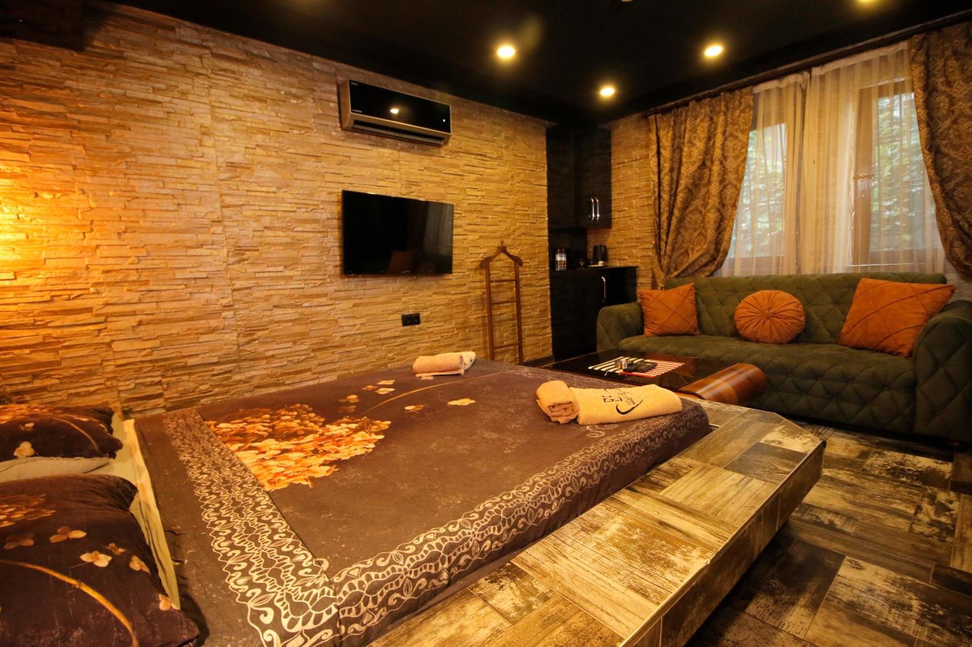 Elegant House Apart Otel Capsule hotel *