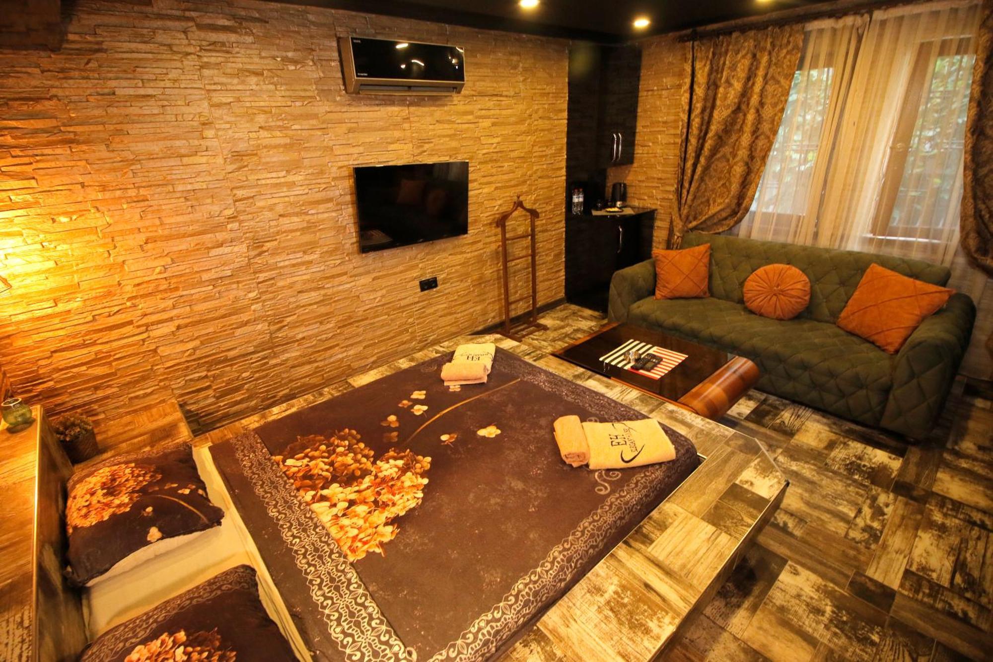 Elegant House Apart Otel Capsule hotel