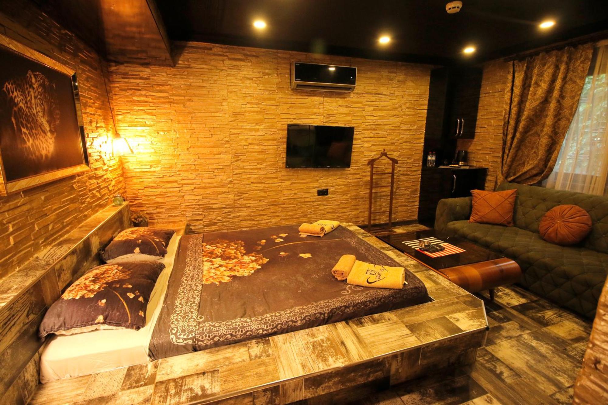 Capsule hotel Elegant House Apart Otel *